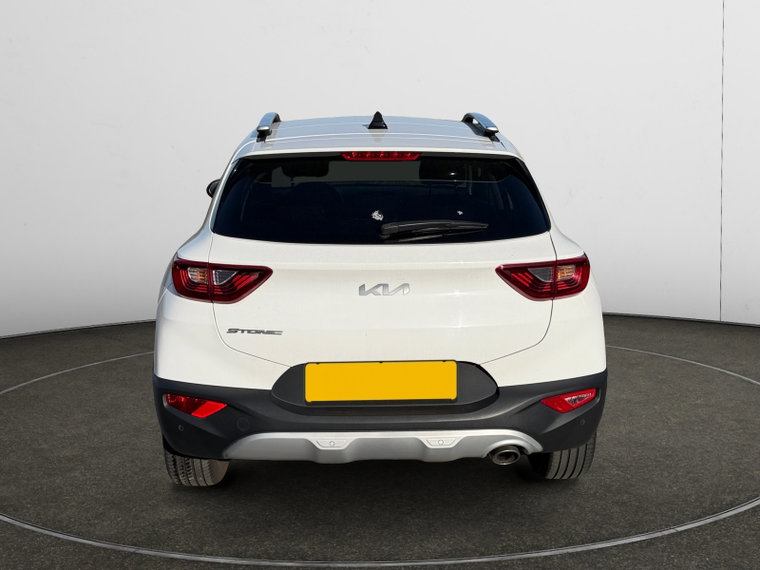 Vehicle Image 22