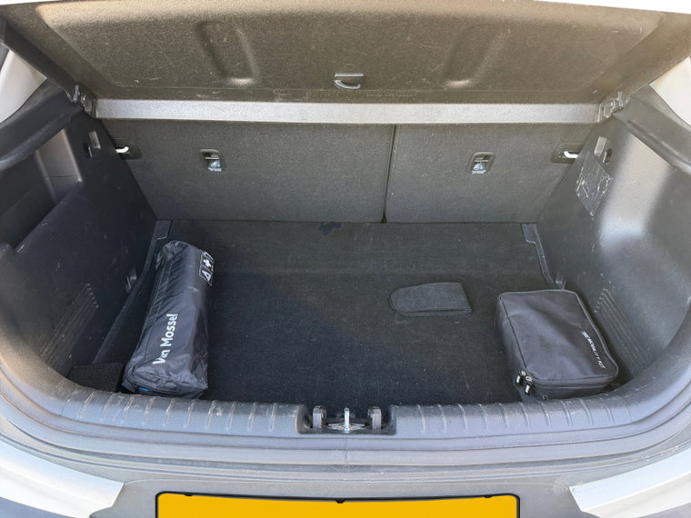 Vehicle Image 23