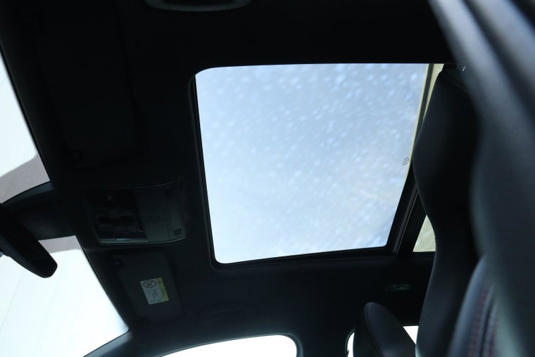Vehicle Image 35