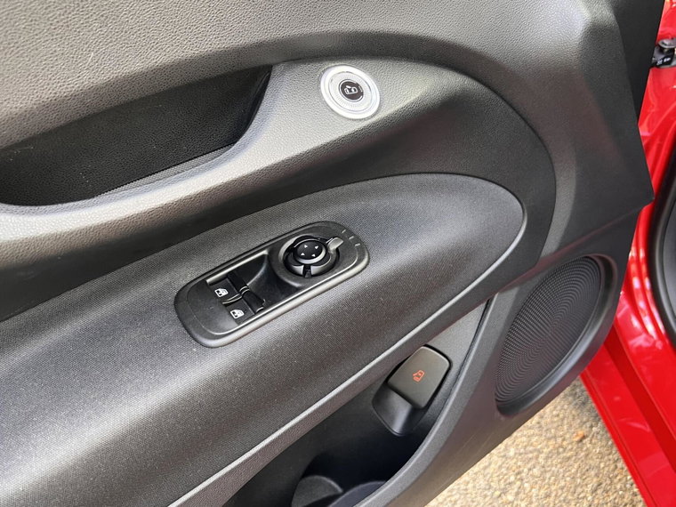 Vehicle Image 37