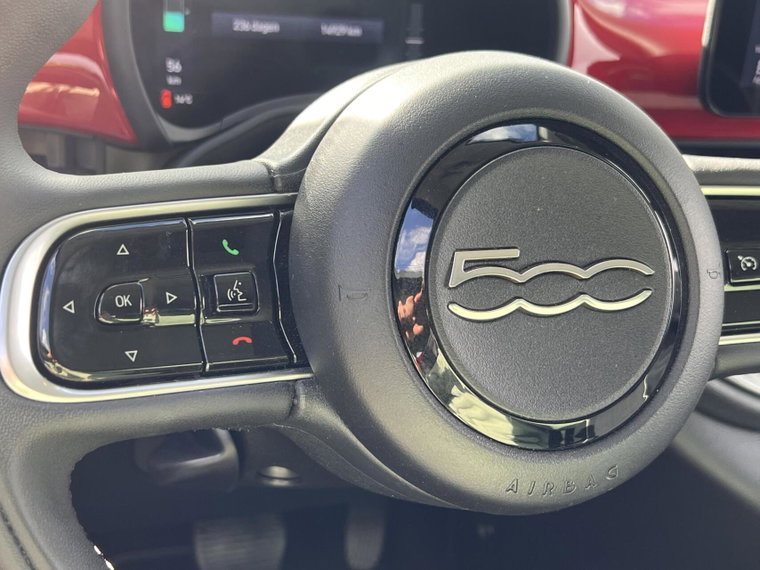 Vehicle Image 40