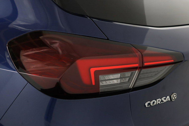 Vehicle Image 36
