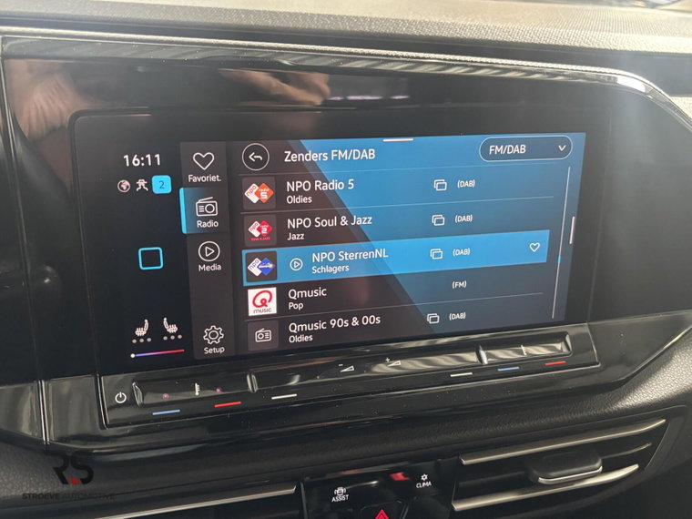 Vehicle Image 37