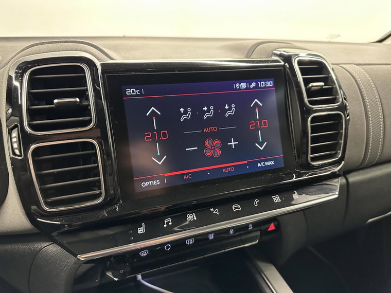 Vehicle Image 35