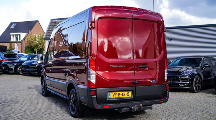 Vehicle Image 13