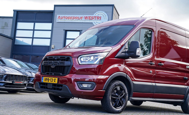Vehicle Image 5