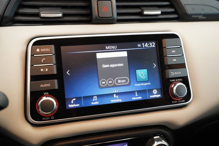 Vehicle Image 14