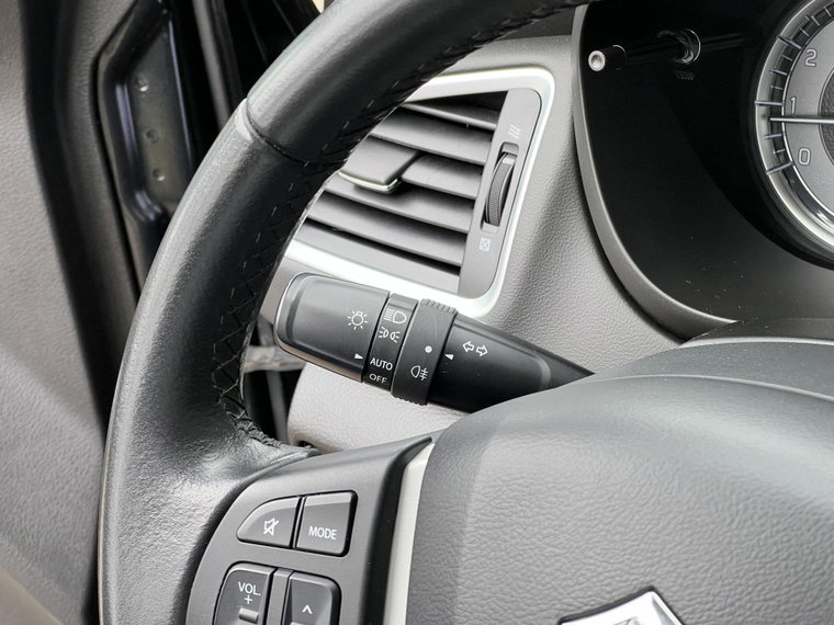 Vehicle Image 27