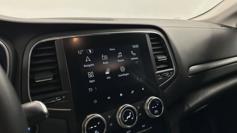 Vehicle Image 35
