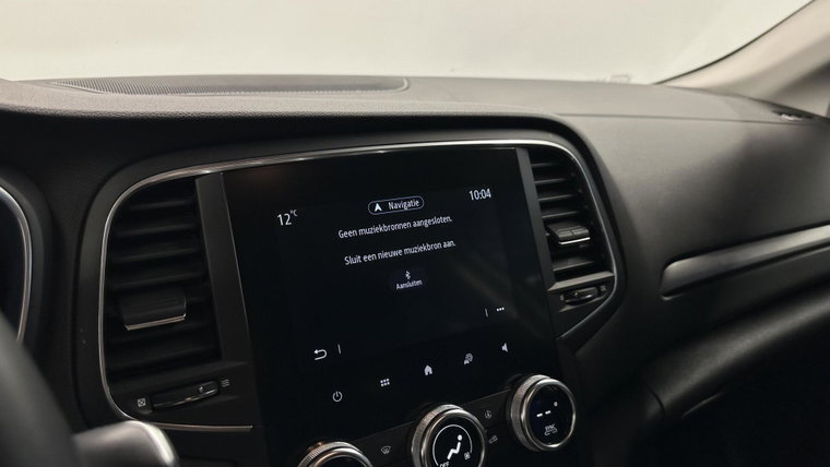 Vehicle Image 38