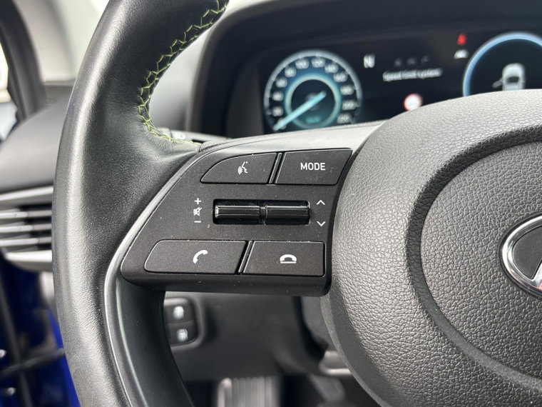 Vehicle Image 26