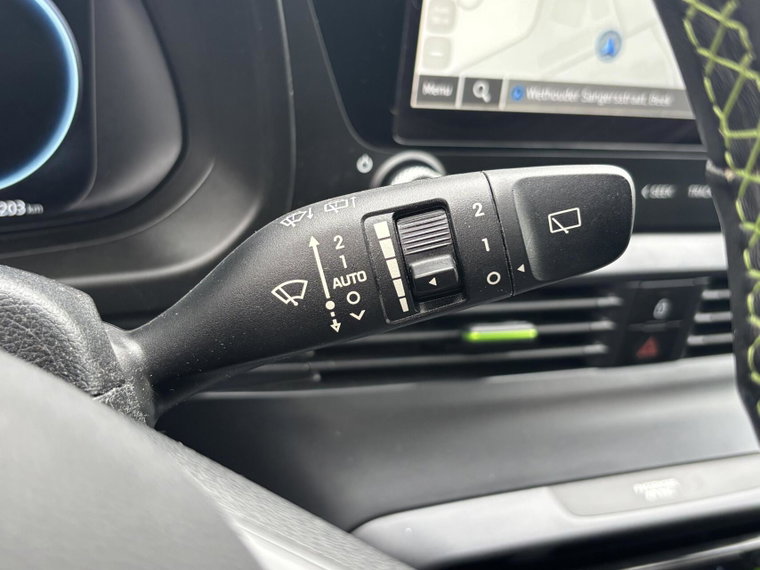 Vehicle Image 28