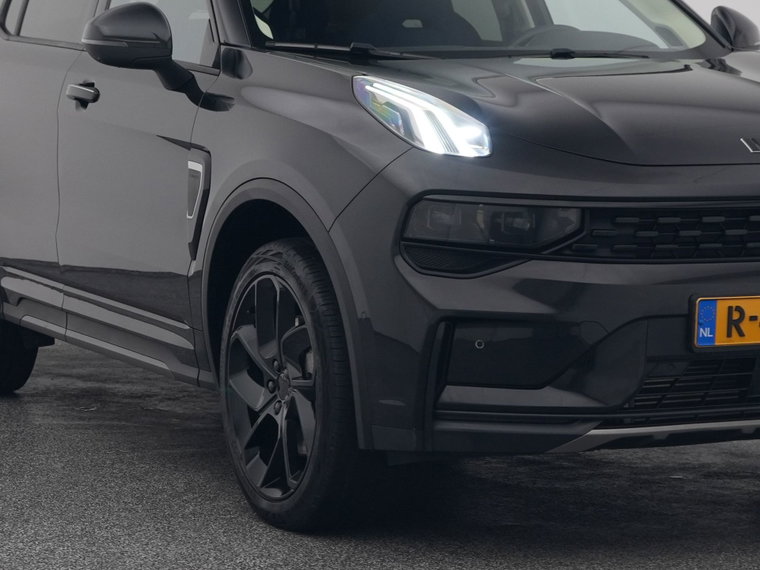 Vehicle Image 17