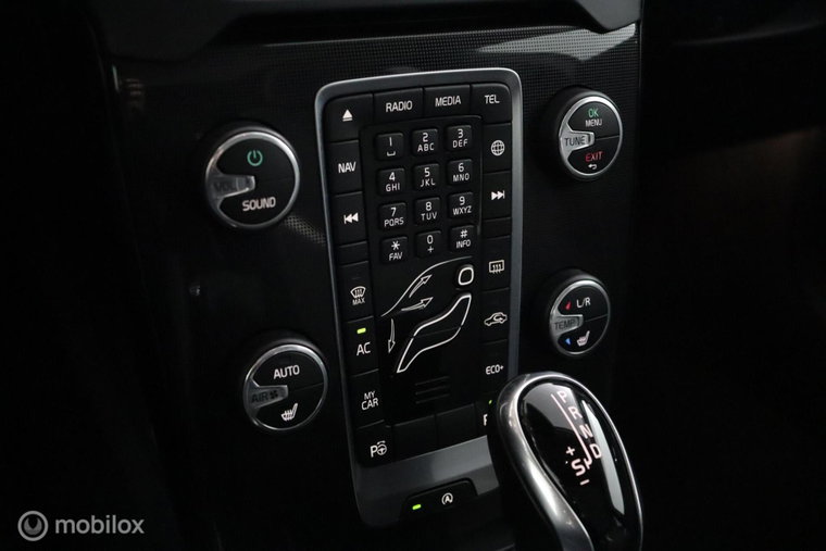 Vehicle Image 40