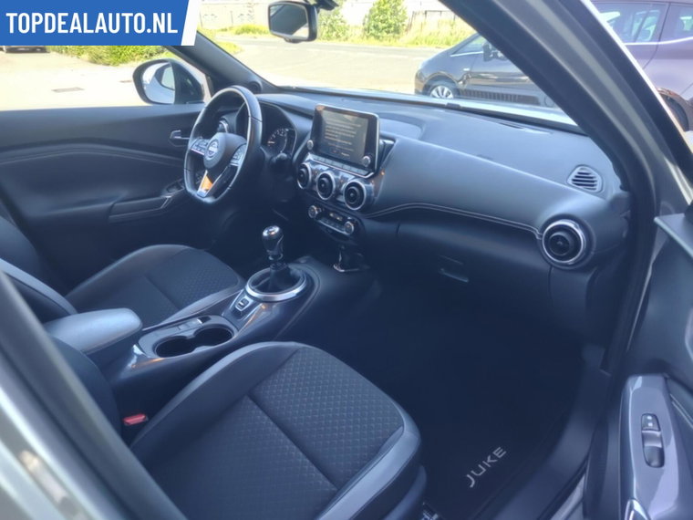 Vehicle Image 29