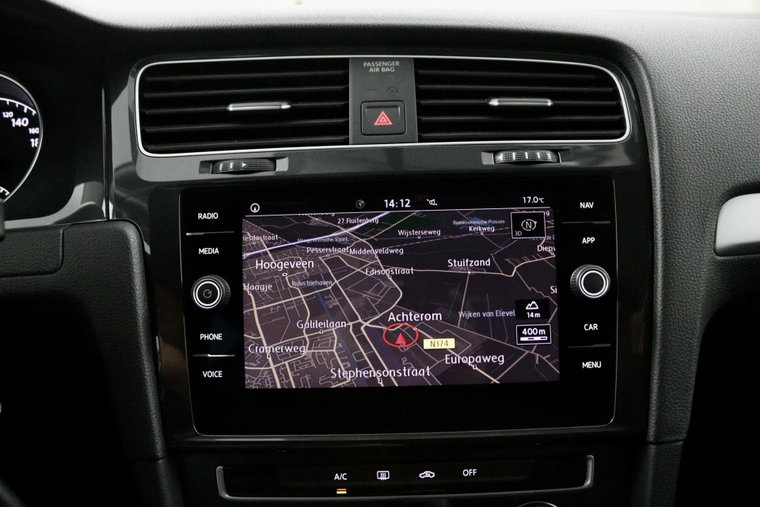 Vehicle Image 19