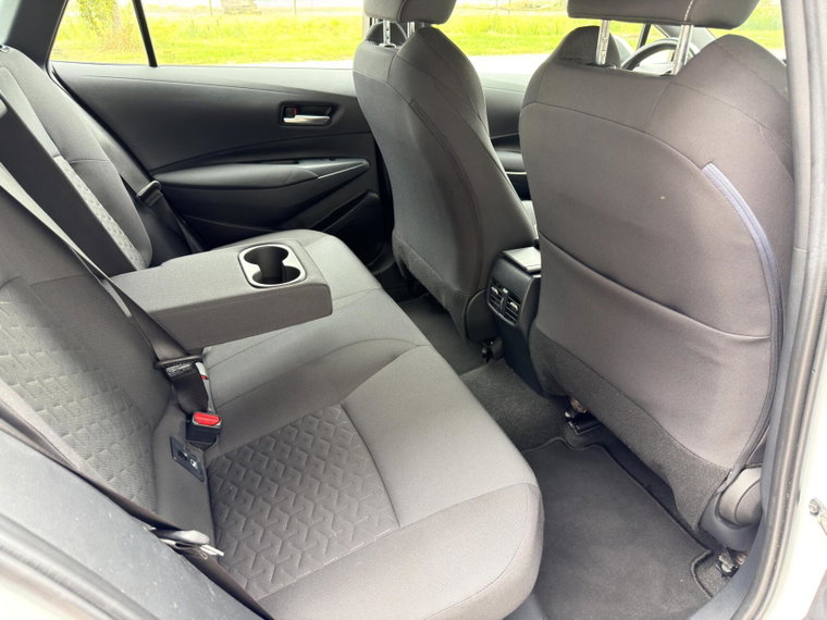 Vehicle Image 23