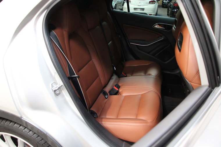 Vehicle Image 31