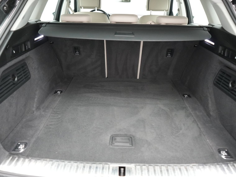 Vehicle Image 41