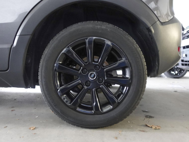 Vehicle Image 39