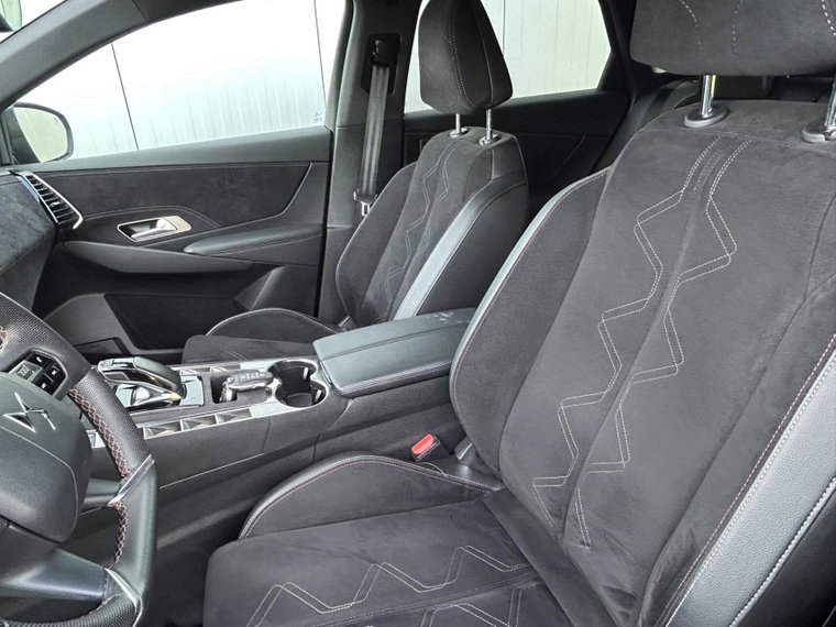 Vehicle Image 31