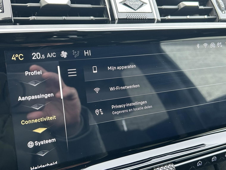 Vehicle Image 38