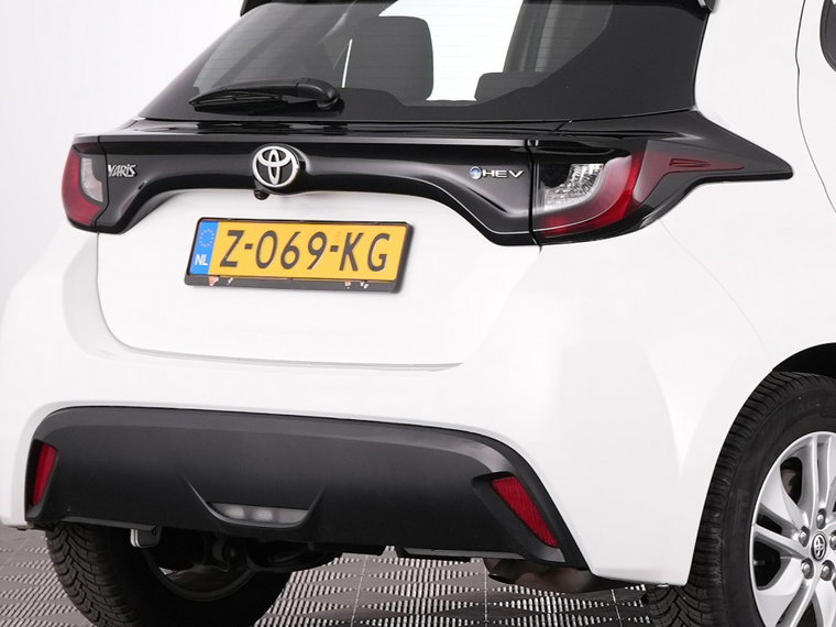 Vehicle Image 30