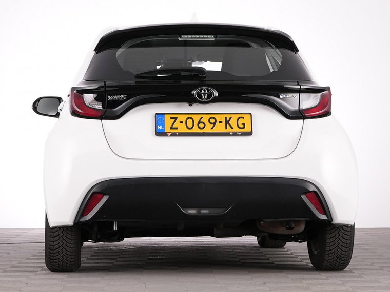 Vehicle Image 35