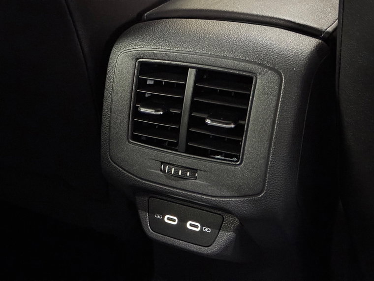 Vehicle Image 47