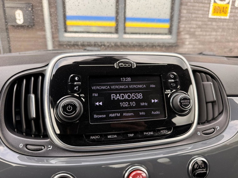 Vehicle Image 26