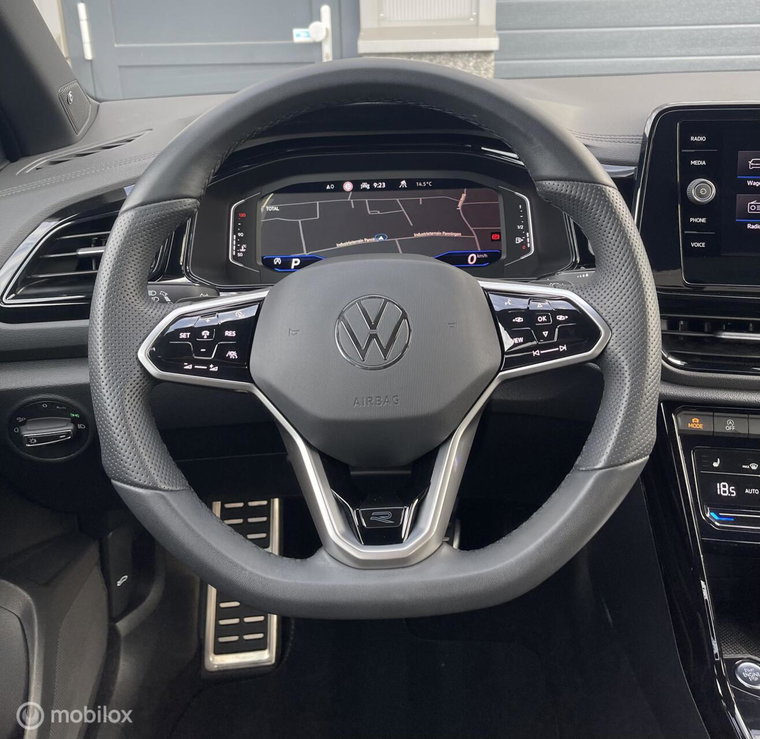 Vehicle Image 37