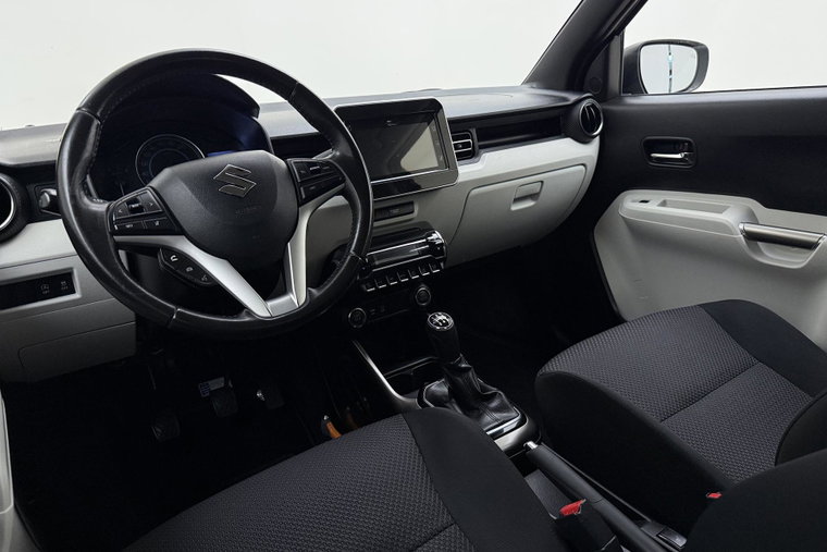 Vehicle Image 16
