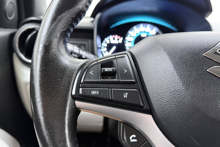 Vehicle Image 18