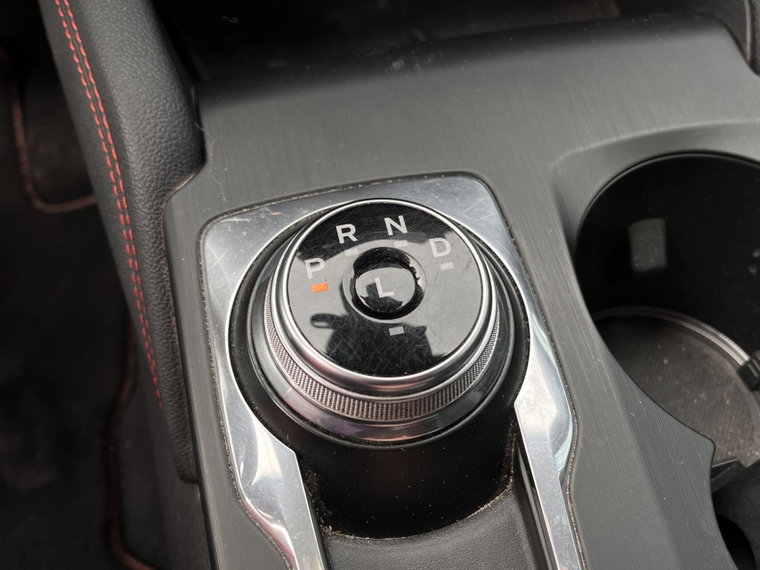 Vehicle Image 26