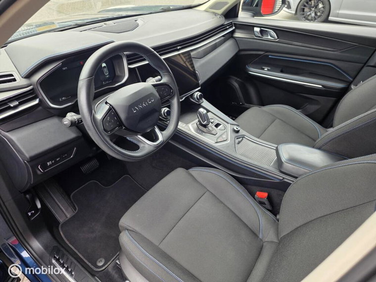 Vehicle Image 18