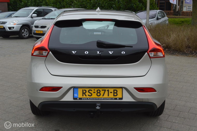 Vehicle Image 26