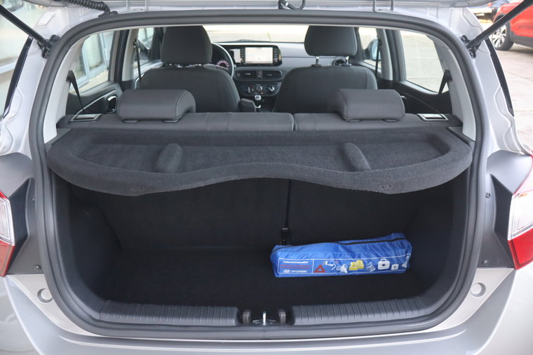 Vehicle Image 22