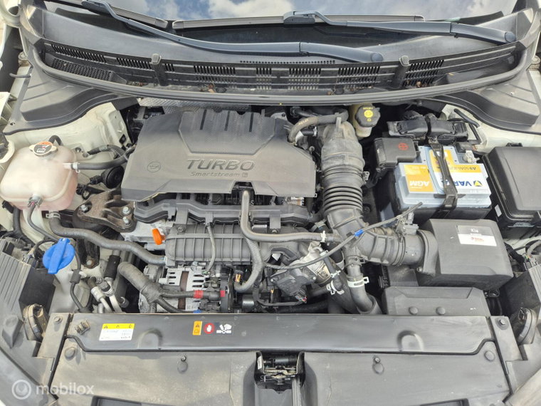 Vehicle Image 38