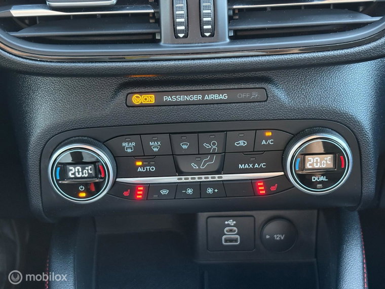 Vehicle Image 28