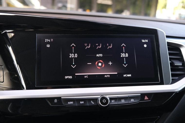 Vehicle Image 37