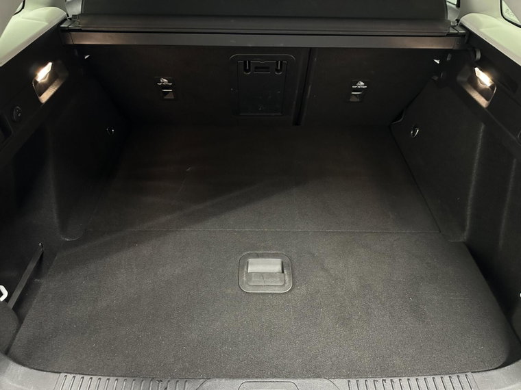 Vehicle Image 60
