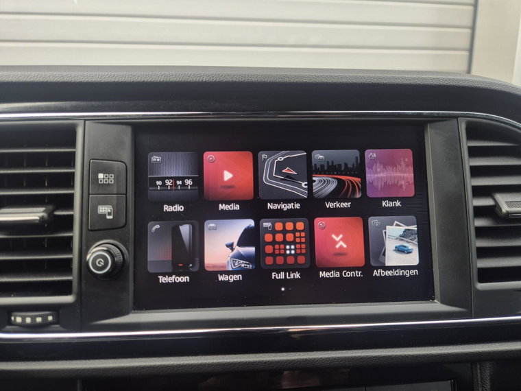 Vehicle Image 18