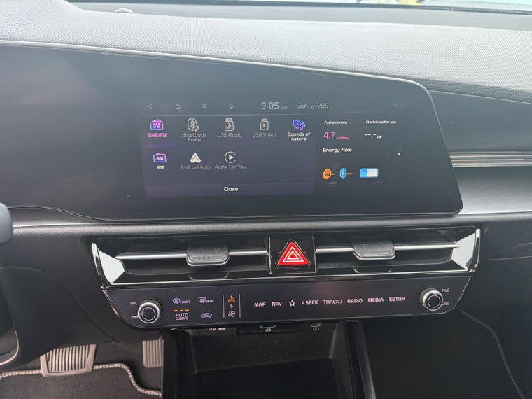 Vehicle Image 30