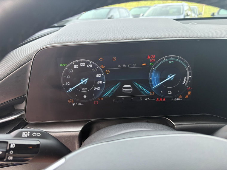 Vehicle Image 40
