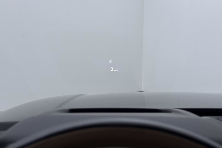 Vehicle Image 38