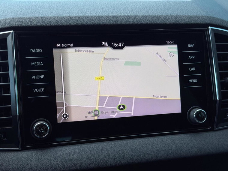 Vehicle Image 35