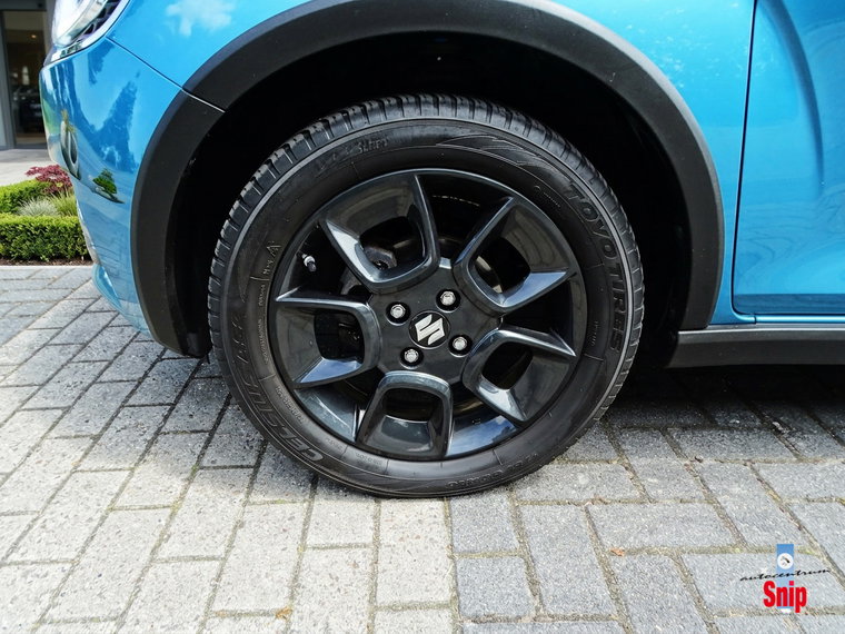 Vehicle Image 23