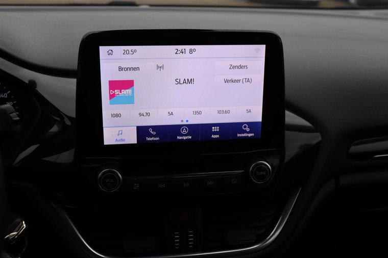 Vehicle Image 19