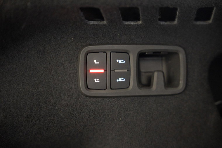 Vehicle Image 42