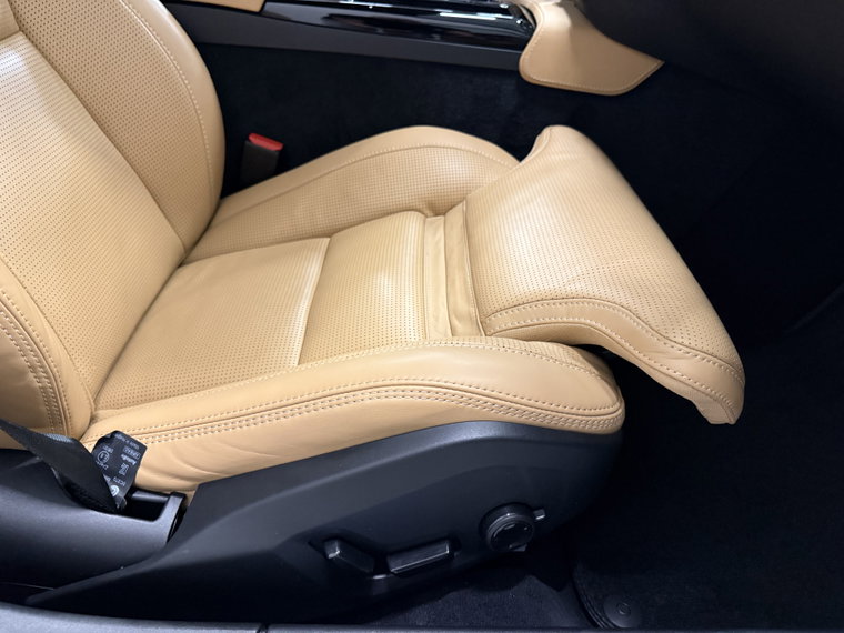 Vehicle Image 40